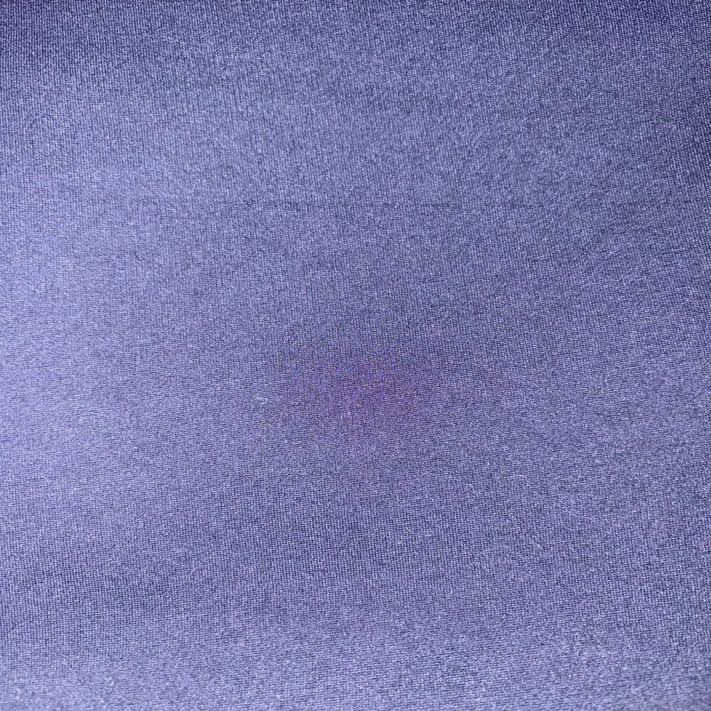 Azul oscuro